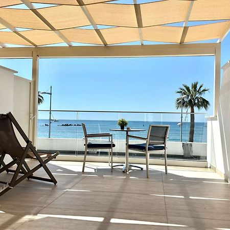 Harbour Lights Studio Apartments Paphos Exterior foto